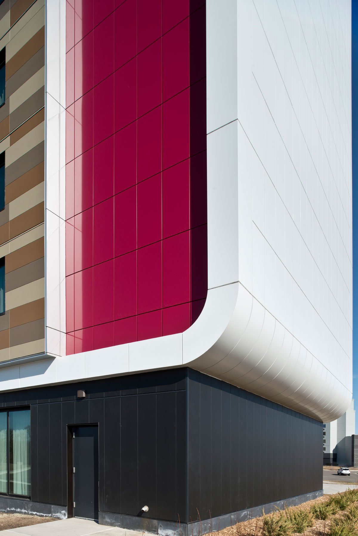 Treaure Island Resort Casino Welch Minnesota RSP Architects Custom Alucobond PLUS ACM Photography Mark Kempf 9